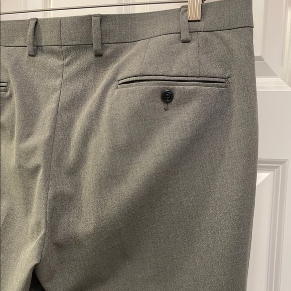 Michael Kors Gray Dress Pants Flat Front Comfy Fit Office Party Formal EUC - Picture 5 of 10